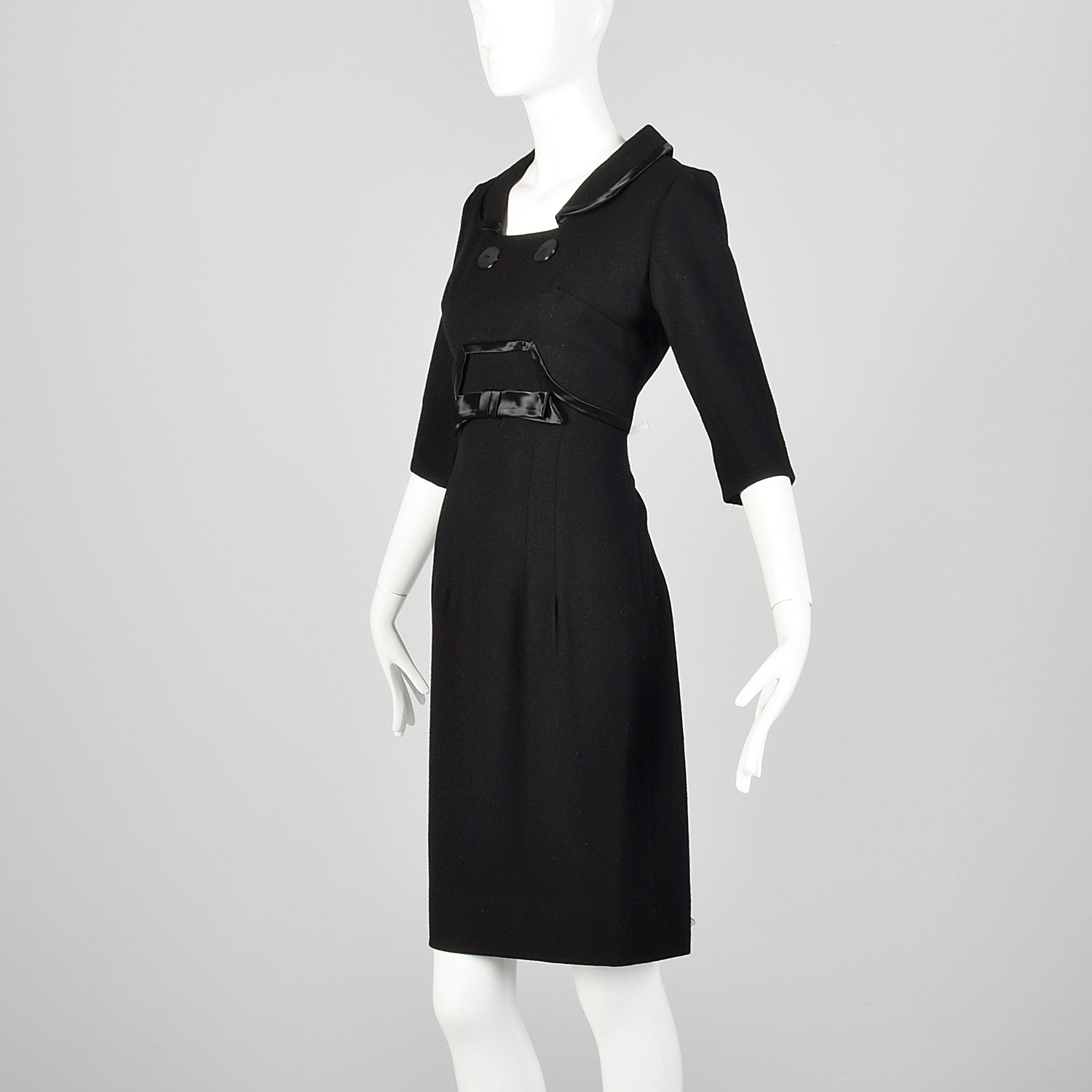 Small 1950s Black Collared Dress