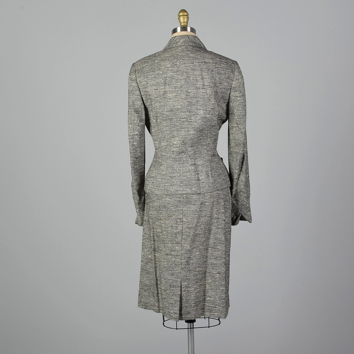 1950s Deadstock Atomic Fleck Gray Skirt Suit