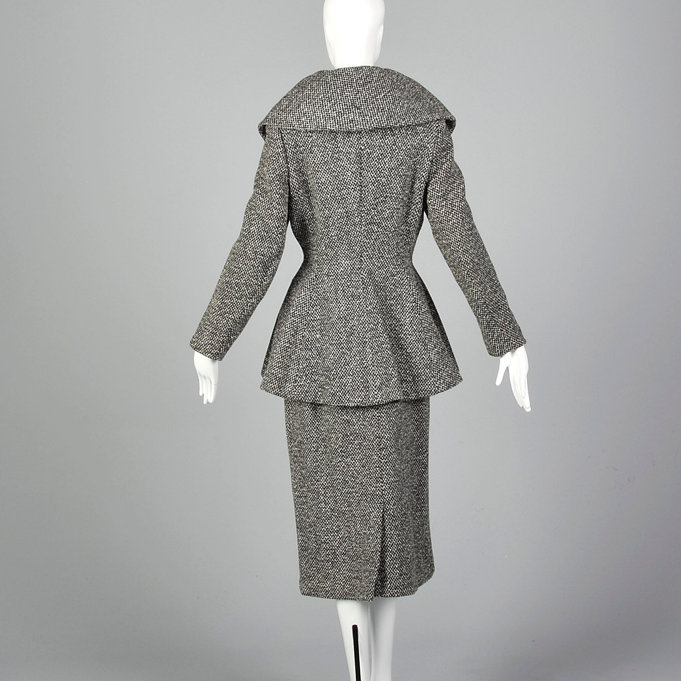 1950s Wool Tweed Skirt Suit with Sculptable Portrait Collar
