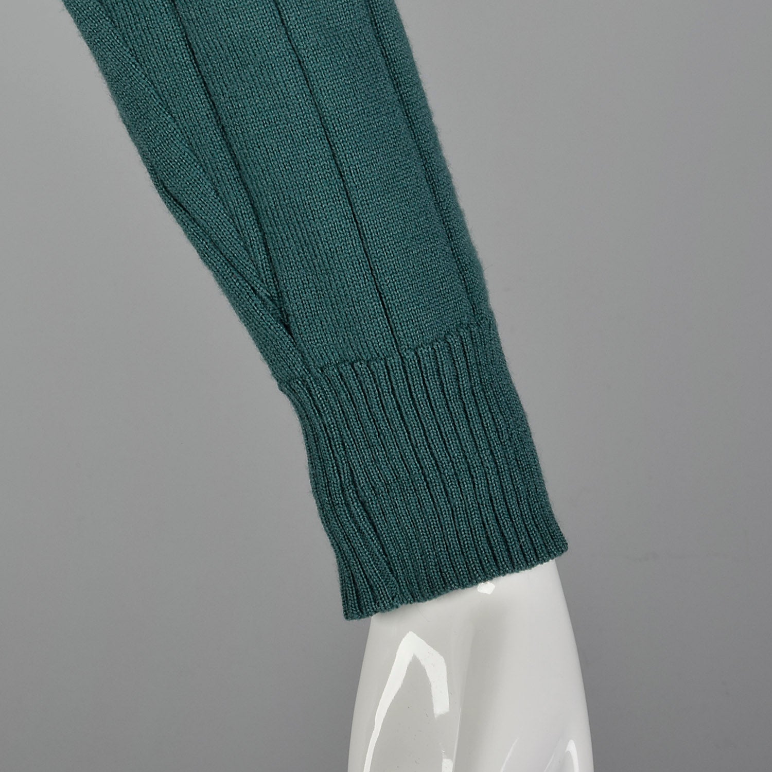 XS Burberry 1970s Green Sweater Lightweight Wool Mock Neck Ribbed Knit