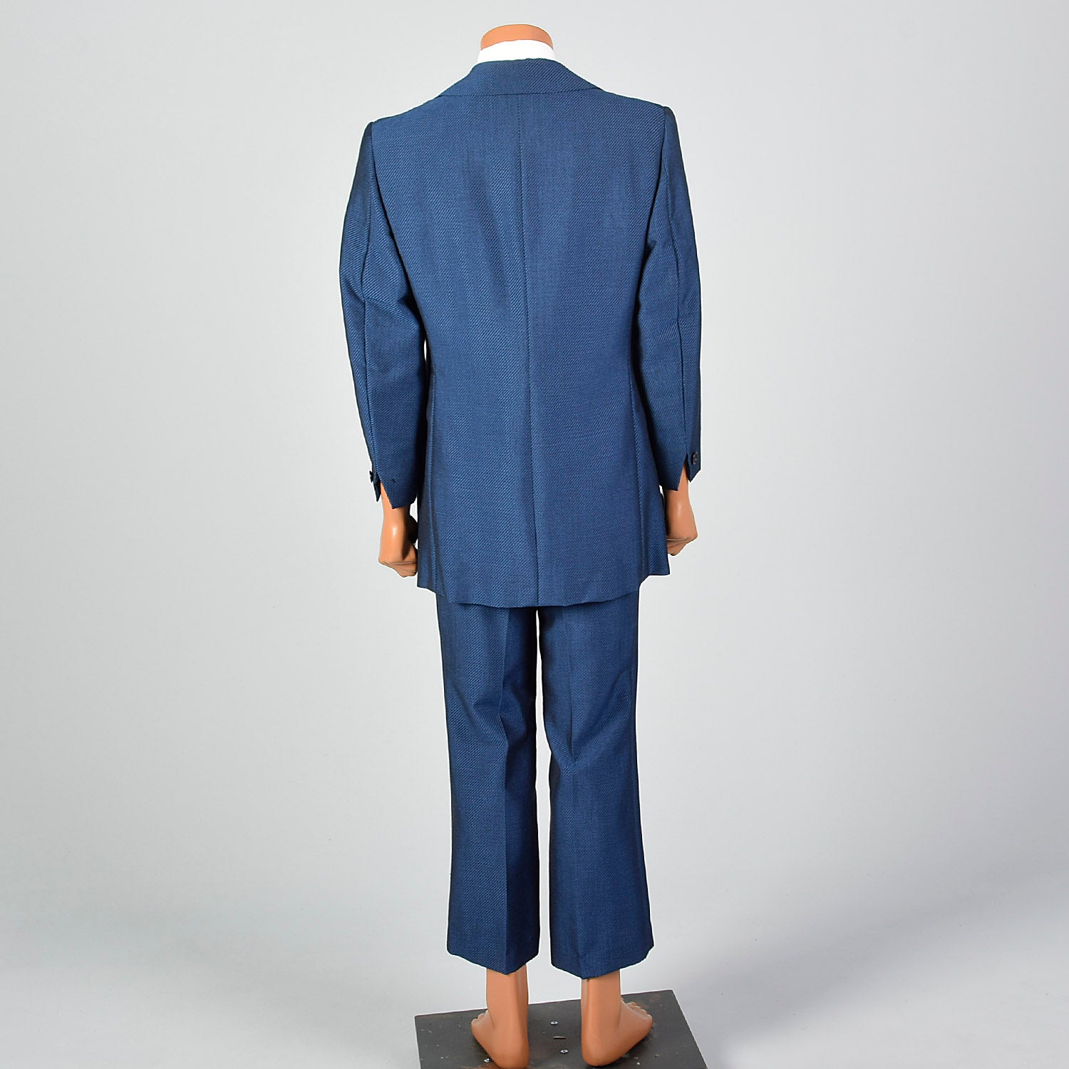 42L 1960s Mens Blue Diagonal Stripe Suit